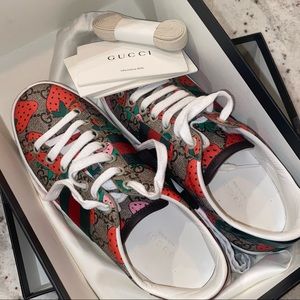 Gucci sneakers